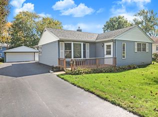 3602 Dove St, Rolling Meadows, IL 60008