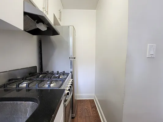 Rented by Made In NY Realty | media 11