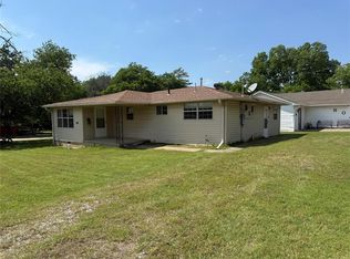 417 W 8th St, Wewoka, OK 74884