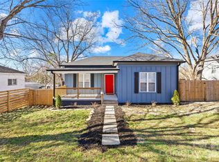 40 Holly St, Great Falls, SC 29055