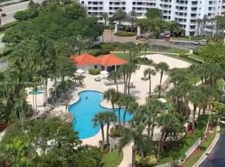 3300 NE 191st St APT 1109, Aventura, FL 33180