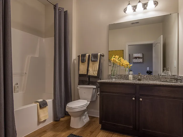 Afton Ridge Apartments — Photo 8