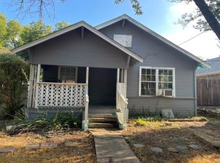 3806 Dempster St, Cockrell Hill, TX 75211