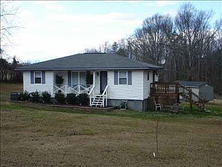 3rd image of 4129 Old Spartanburg Hwy