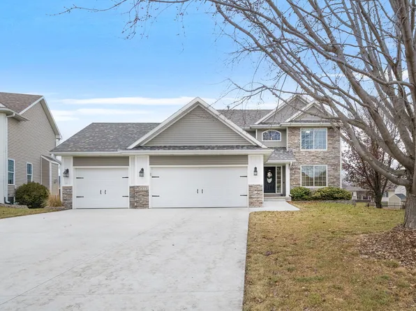 6515 NW 98th St, Johnston, IA 50131