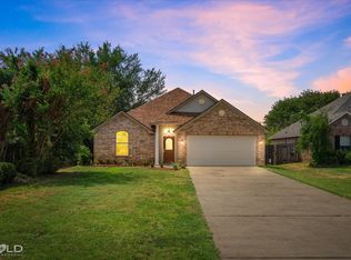 402 Broughton Cir, Bossier City, LA 71112