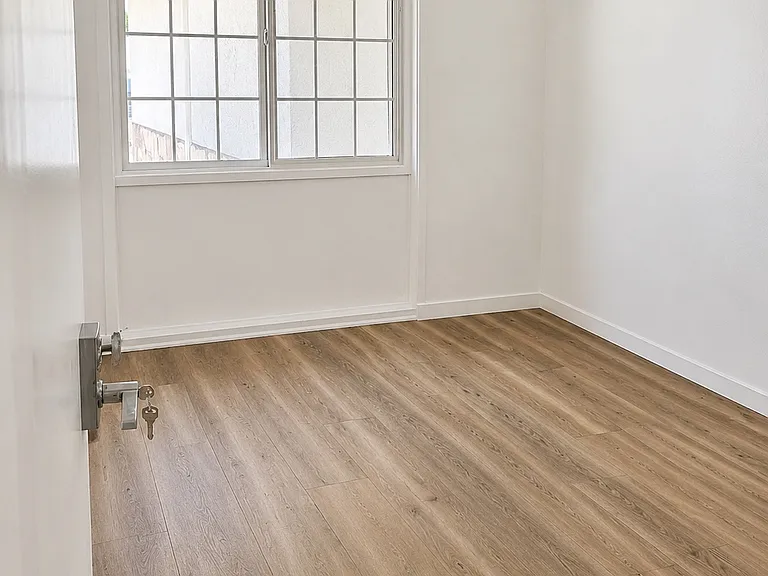 1700 W Elm Ave — Photo 5