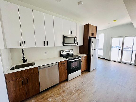 2nd image of 1712 N 2nd St #2O4A