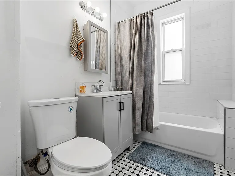 9 Spalding St #1 — Photo 9