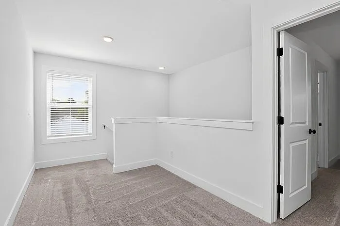 310 E Talleyrand Ave — Photo 16