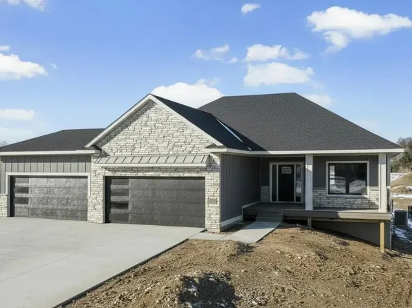 12024 Owatonna Ct NE, Blaine, MN 55449