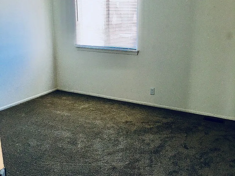 Villages on Madison Apartments — Photo 40