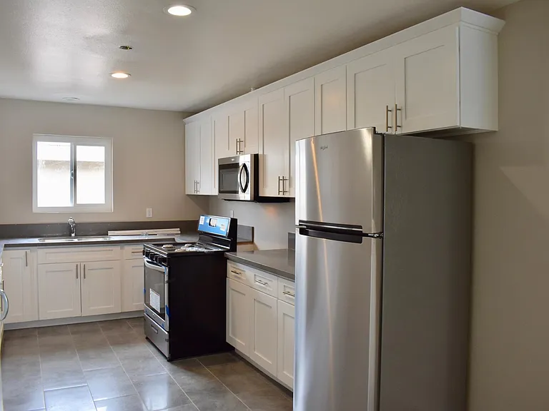 Kitchen 2