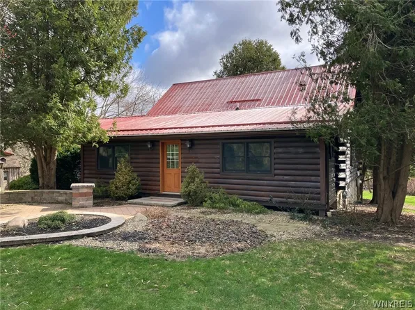 3261 Bacon Rd, Perry, NY 14530