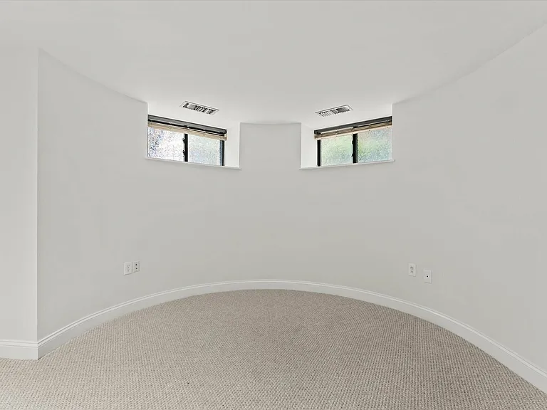 103 Gainsborough St #102 — Photo 30