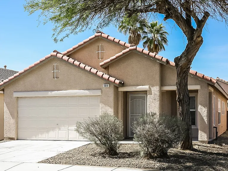 5016 Charlo Dr — Photo 3
