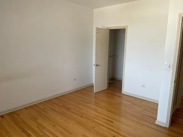 680 N Green St #707 — Photo 7