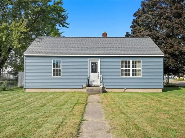 704 Harriet Street, Altoona, WI 54720