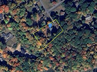 9 Sunset Rdg, Danbury, CT 06811