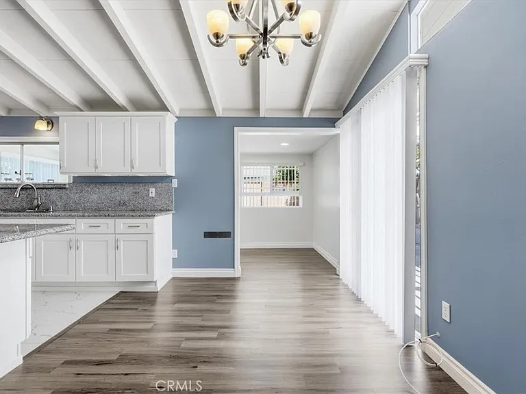 533 S Devon Rd — Photo 37