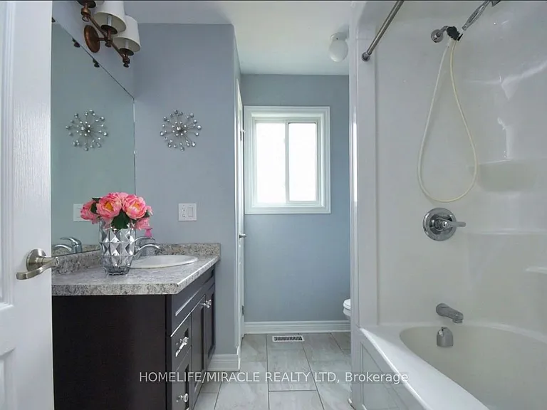 7733 Oldfield Rd #UPPER — Photo 7