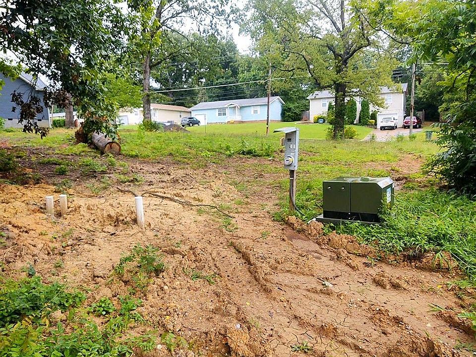1st image of 4442 Oakwood Dr