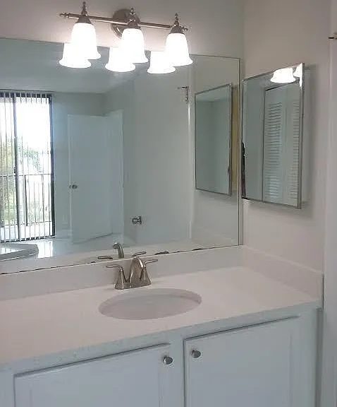728 Executive Center Dr #31-5-31 — Photo 8