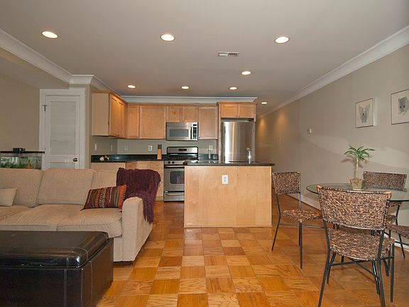 Living Room/Dining Room