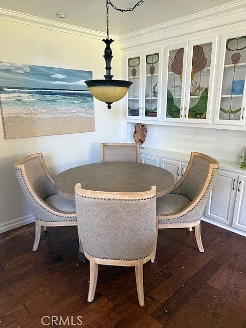 2 bed, 1305 sqft, $4,000 — Photo 2
