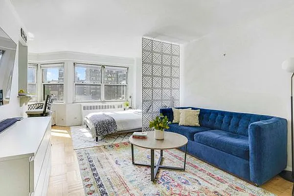 Sold by Compass | media 4