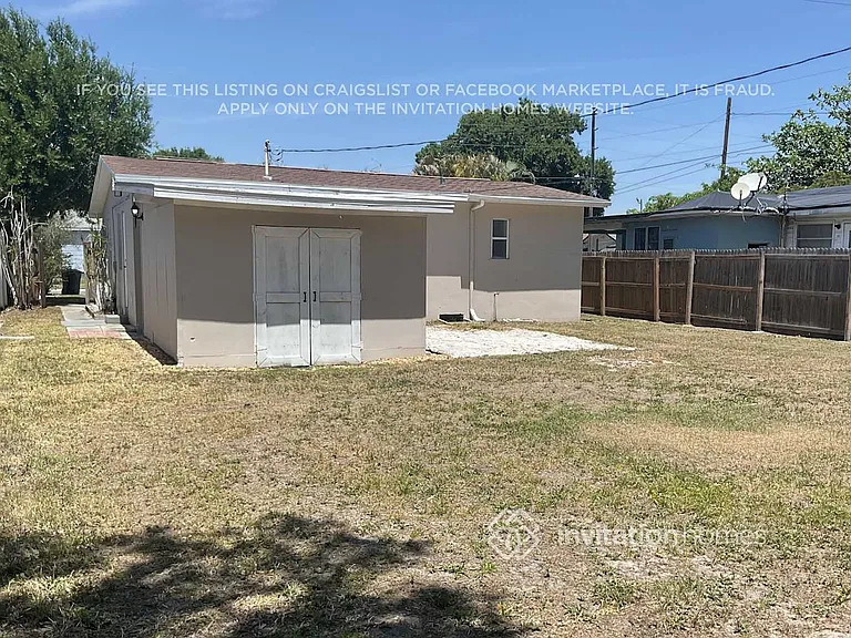 2826 17th Ave N — Photo 15