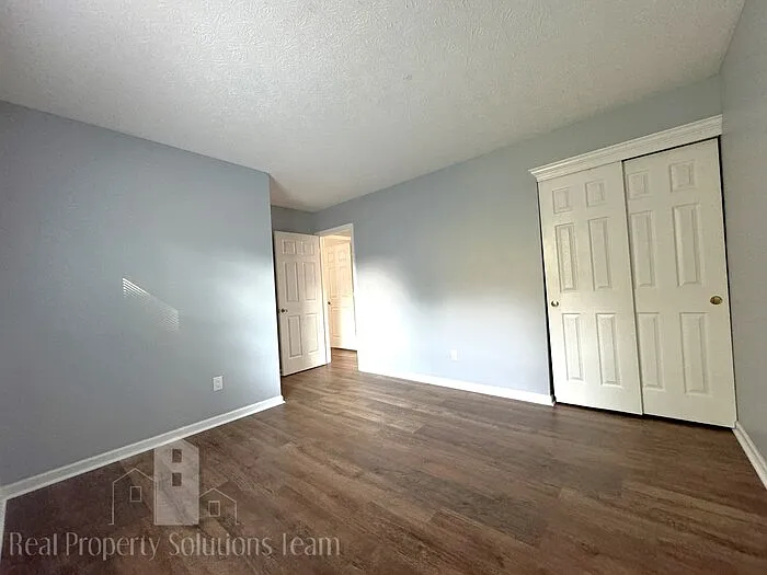 1213 Tillicum Dr — Photo 22