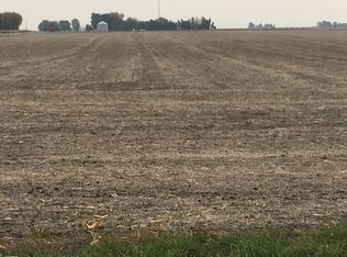 1000 N 33rd Rd, Utica, IL 61373