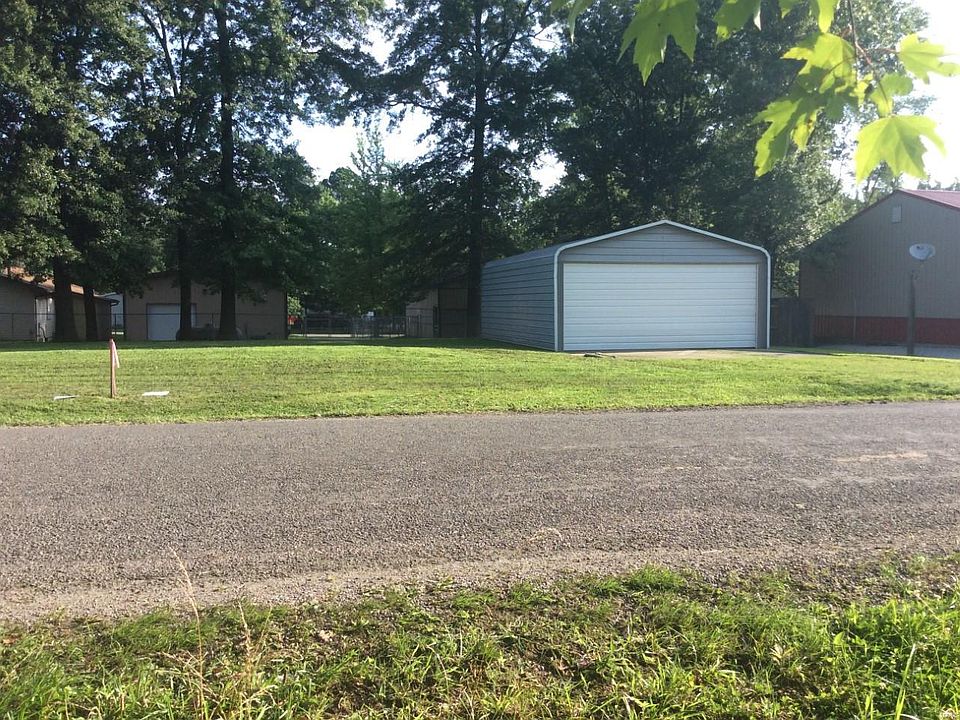 1st image of 19754 Oak Dr