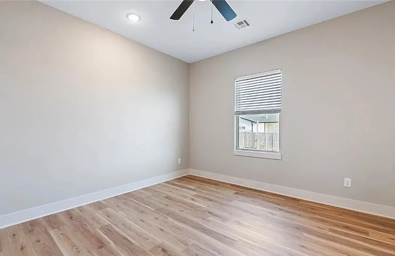 200 E Janet Ave — Photo 2