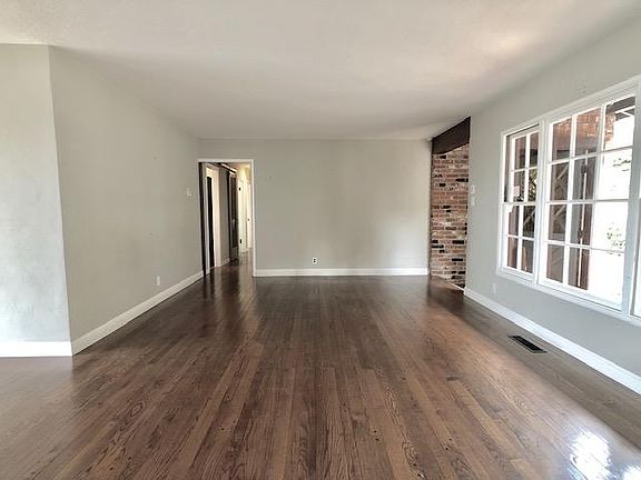 4th image of 7843 Hillmont Dr