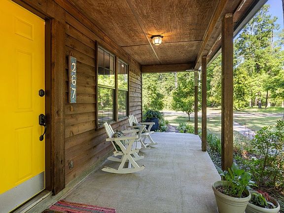 5th image of 267 Honeysuckle Dr