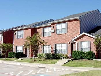 5th image of 907 Pinion Dr