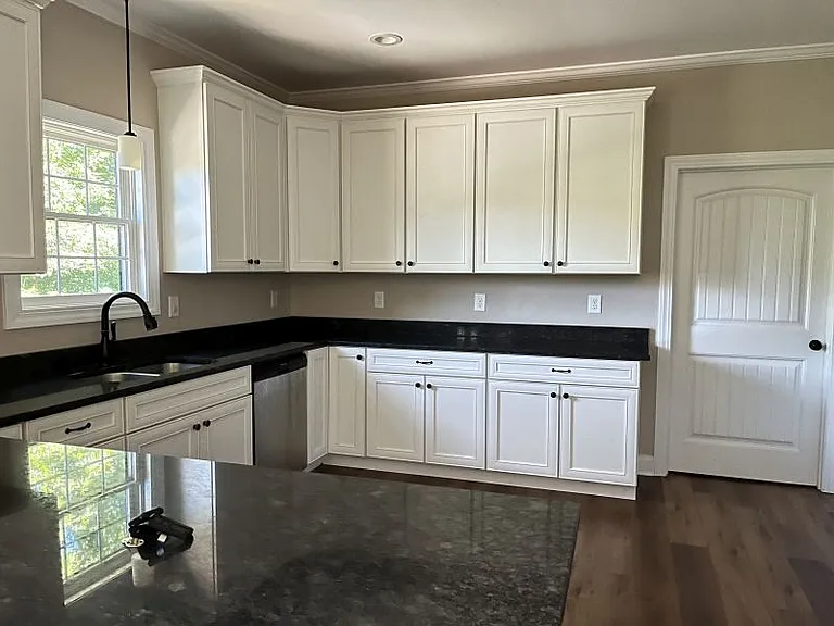 3006 Vicksburg Rd — Photo 7