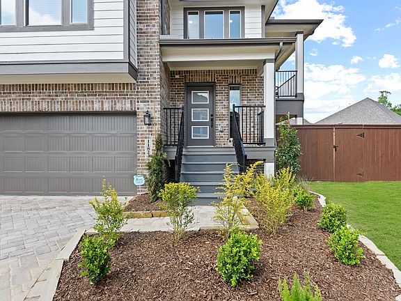 2nd image of 11826 Chalk Hill Ct