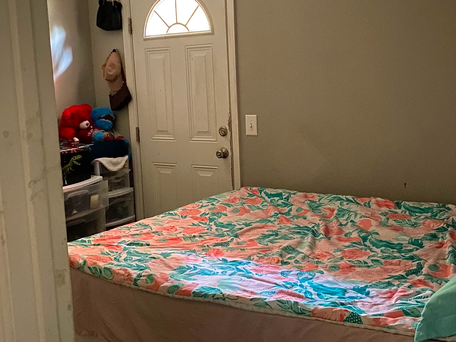 2 bed, 900 sqft, $1,500 — Photo 4