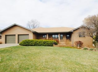 2307 Hillside Dr, Salina, KS 67401