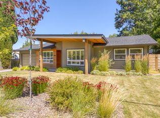 960 Bellview Ave, Ashland, OR 97520