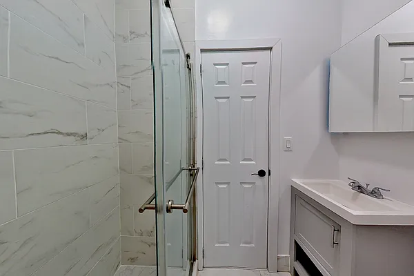 Rented by REAL New York | media 14