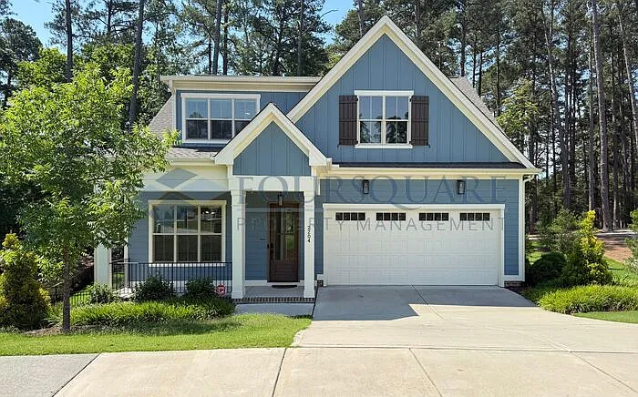 2204 Timberview Dr