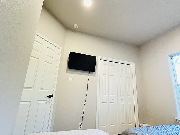 3418 Dalton St — Photo 17