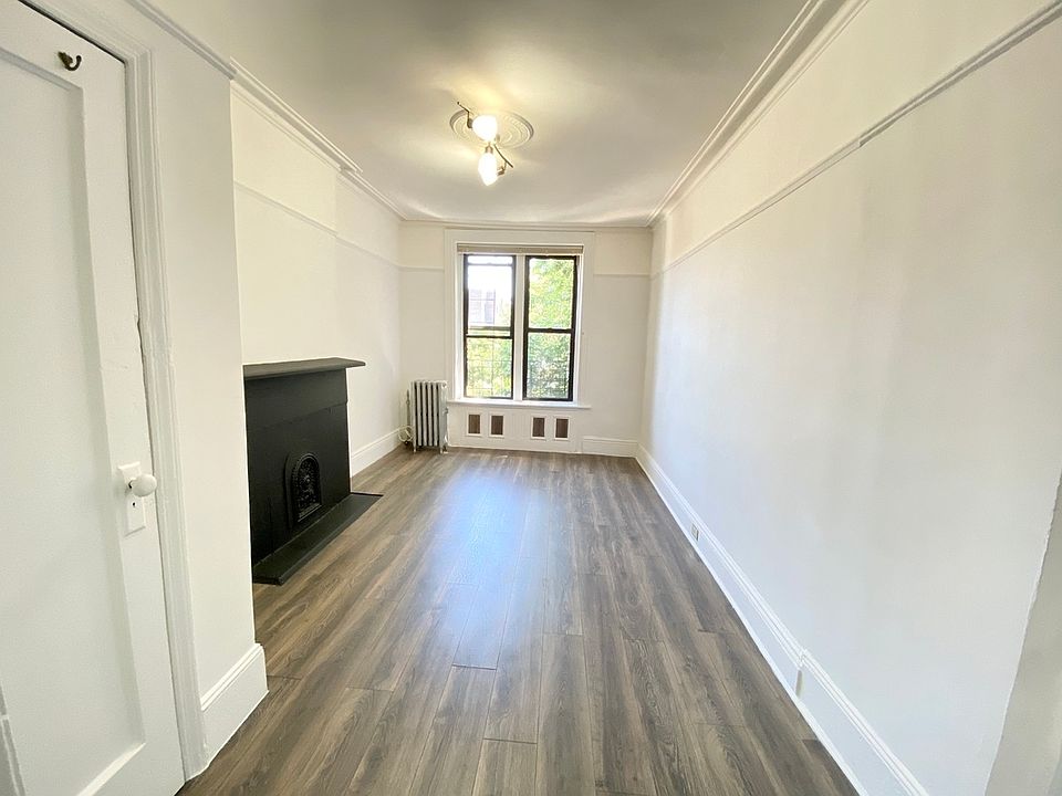 1st image of 407 Nostrand Ave #4R
