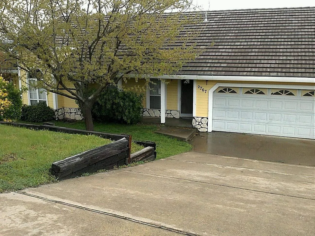 2767 Shadow Ln photo 1