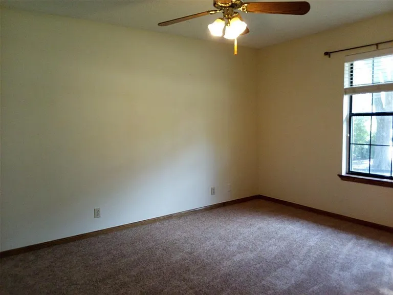 9903 Grand Oak Dr — Photo 29