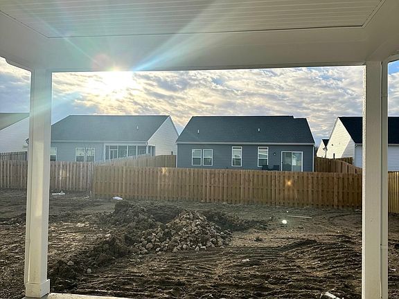 3rd image of 402 Wallingford St Lot 266
